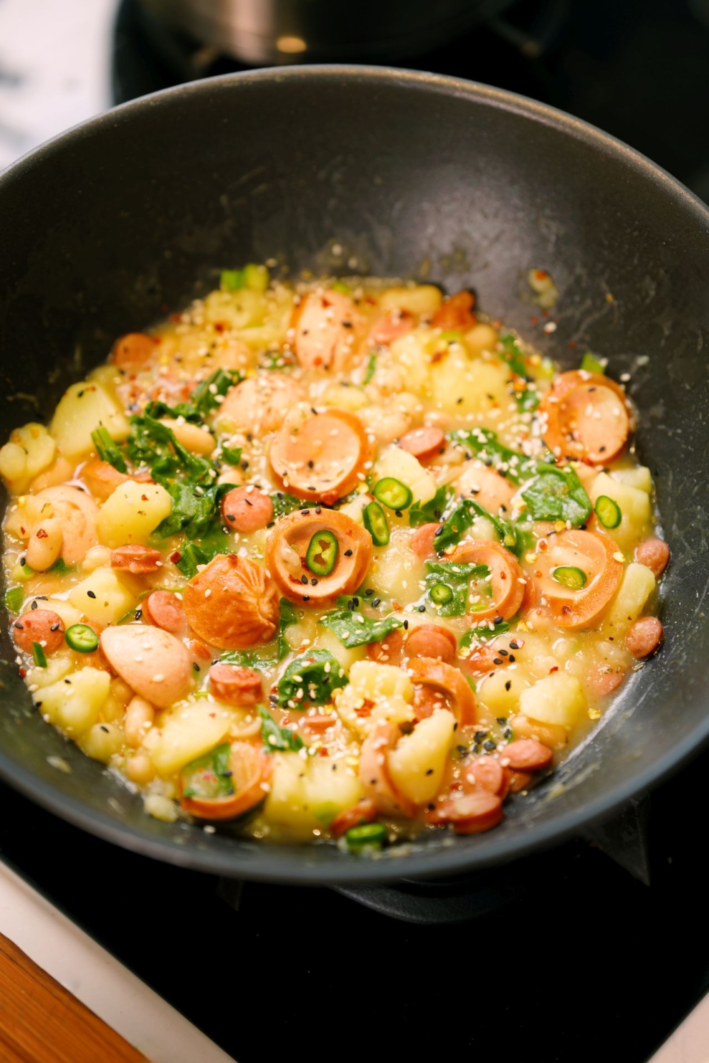 წვნიანი „ბავარიელი მონადირე“ კარტოფილით