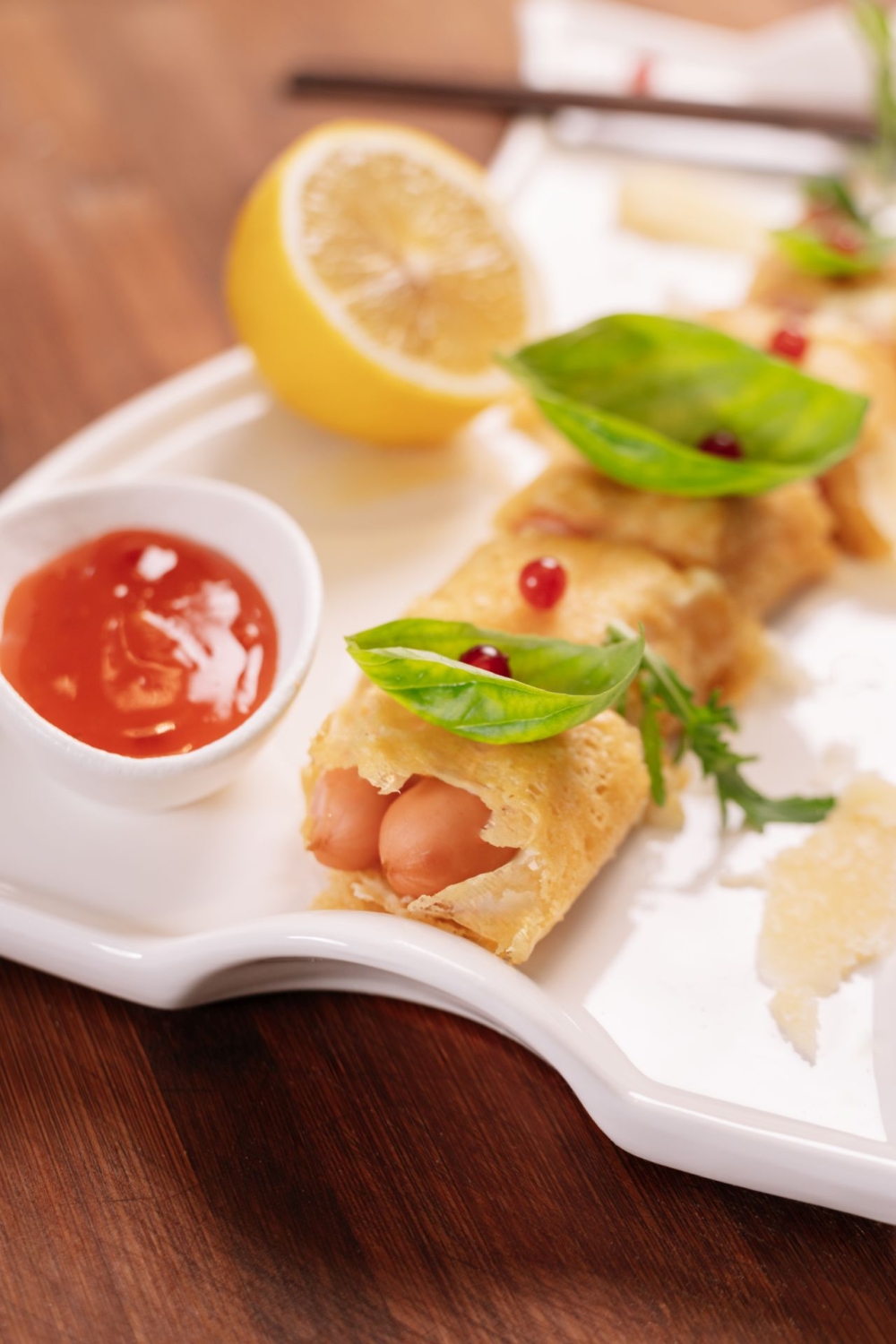 "სპეც ივერია“ სოსისის ხვეულა პარმეზანისა და პიურეს გარსით